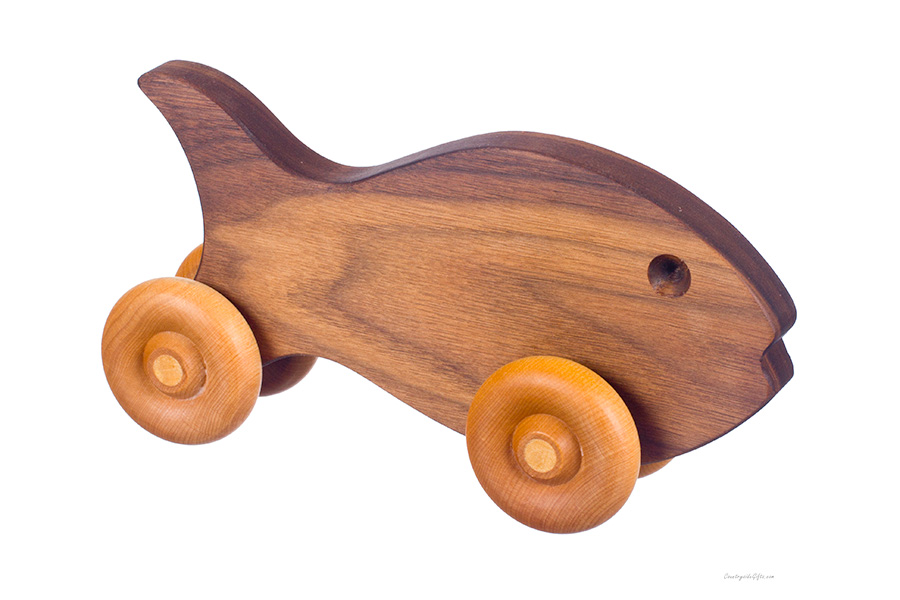 Hardwood Wooden Toy Fish Push Toy